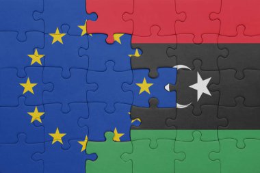 Libya 'nın renkli ulusal bayrağı ve Avrupa Birliği bayrağı bulmacası. konsept