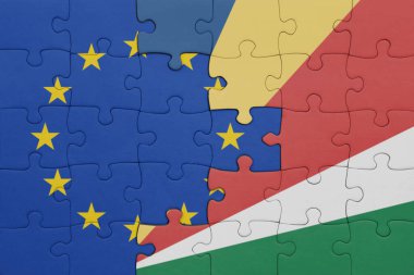 Seyşeller 'in renkli ulusal bayrağı ve Avrupa Birliği bayrağıyla ilgili bulmacalar. konsept