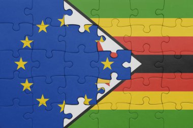 Zimbabwe 'nin renkli ulusal bayrağı ve Avrupa Birliği bayrağı bulmacası. konsept