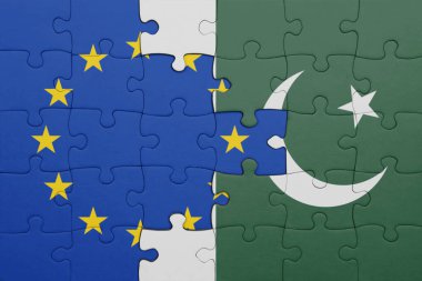 Pakistan 'ın renkli ulusal bayrağı ve Avrupa Birliği bayrağı bulmacası. konsept
