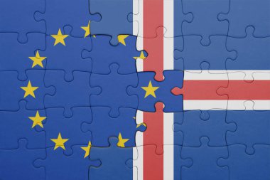 İzlanda 'nın renkli ulusal bayrağı ve Avrupa Birliği bayrağı bulmacası. konsept