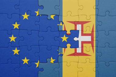 Renkli ulusal Madeira bayrağı ve Avrupa Birliği bayrağı bulmacası. konsept