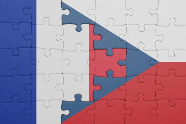 Czech Cumhuriyeti 'nin renkli ulusal bayrağı ve Fransa bayrağının bulmacası. konsept