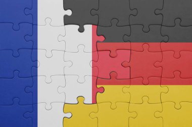 Almanya 'nın renkli ulusal bayrağı ve Fransa bayrağıyla ilgili bulmacalar. konsept