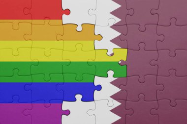 Katar 'ın renkli ulusal bayrağı ve gökkuşağı eşcinsel gurur bayrağı ile bulmaca. konsept