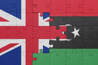Libya 'nın renkli ulusal bayrağı ve Büyük Britanya bayrağı ile bulmaca. konsept