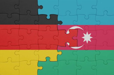 Azerbaijan 'ın renkli ulusal bayrağı ve Almanya bayrağı ile ilgili bulmacalar. konsept