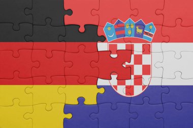 Hırvat bayrağı ve Alman bayrağıyla dolu renkli bir bulmaca. konsept