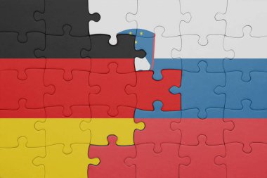 Slovenia 'nın renkli ulusal bayrağı ve Almanya bayrağıyla ilgili bulmacalar. konsept