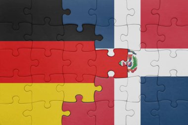 Dominik Cumhuriyeti 'nin renkli ulusal bayrağı ve Almanya bayrağı. konsept