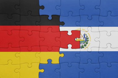 El Salvador 'un renkli ulusal bayrağı ve Almanya bayrağı. konsept