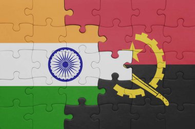 Angola 'nın renkli ulusal bayrağı ve Hindistan bayrağı ile bulmaca. konsept