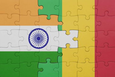 Mali ve Hindistan bayrağının renkli ulusal bayrağıyla bulmaca. konsept