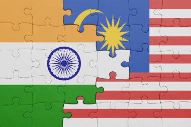 Malezya 'nın renkli ulusal bayrağı ve Hindistan bayrağının bulmacası. konsept