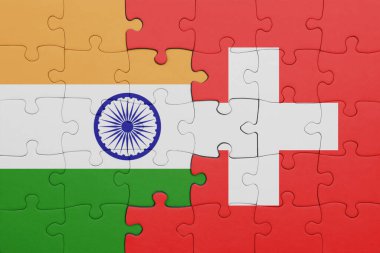 İsviçre 'nin renkli ulusal bayrağı ve Hindistan bayrağının bulmacası. konsept