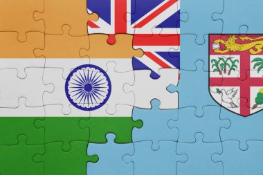 Fiji 'nin renkli ulusal bayrağı ve Hindistan bayrağının bulmacası. konsept