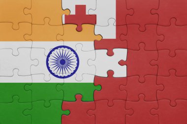 Tonga 'nın renkli ulusal bayrağı ve Hindistan bayrağı ile bulmaca. konsept