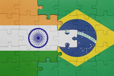 Brezilya ve Hindistan bayrağının renkli ulusal bayrağıyla bulmaca. konsept