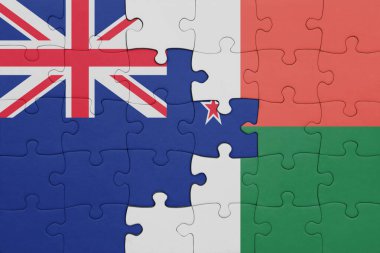 Macadagaskar 'ın renkli ulusal bayrağı ve Yeni Zelanda bayrağı. konsept