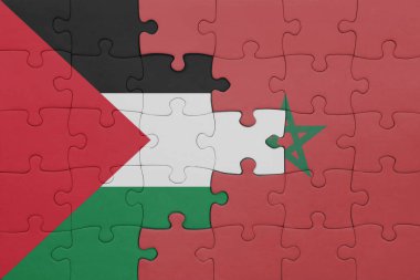 Fas 'ın renkli ulusal bayrağı ve Filistin bayrağının bulmacası. konsept