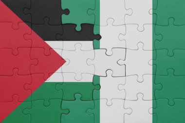 Nijerya 'nın renkli ulusal bayrağı ve Filistin bayrağının bulmacası. konsept