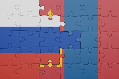 Moğolistan 'ın renkli ulusal bayrağı ve Rusya bayrağı. konsept