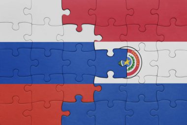 Paraguay 'ın renkli ulusal bayrağı ve Rusya bayrağı. konsept