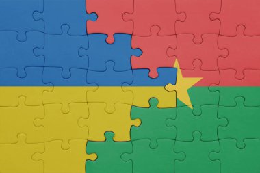 Burkina faso 'nun renkli ulusal bayrağı ve Ukrayna bayrağı. konsept