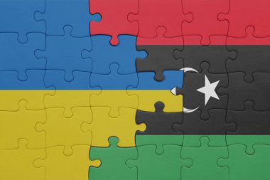 Libya 'nın renkli ulusal bayrağı ve Ukrayna bayrağı. konsept