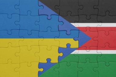 Güney Sudan 'ın renkli ulusal bayrağı ve Ukrayna bayrağı. konsept