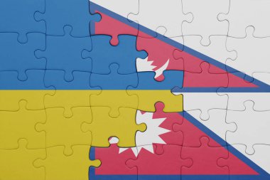 Nepal 'in renkli ulusal bayrağı ve Ukrayna bayrağıyla bulmaca. konsept