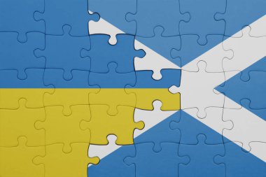 İskoçya 'nın renkli ulusal bayrağı ve Ukrayna bayrağı. konsept