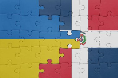 Dominik Cumhuriyeti 'nin renkli ulusal bayrağı ve Ukrayna bayrağı. konsept