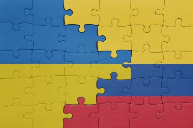 Kolombiya 'nın renkli ulusal bayrağı ve Ukrayna bayrağı. konsept