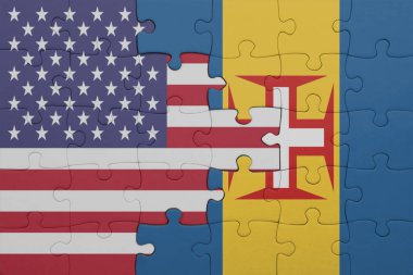 Amerika Birleşik Devletleri bayrağı ve madeira ulusal bayrağının rengarenk yapbozu. konsept