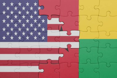 Gine bissau 'nun renkli ulusal bayrağı ve Amerika Birleşik Devletleri bayrağı ile ilgili bulmacalar. konsept