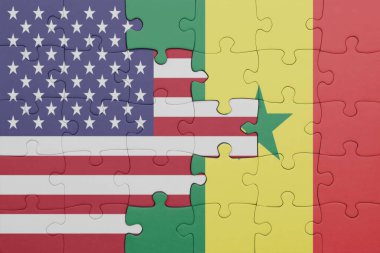 Senegal ve Amerika Birleşik Devletleri bayrağının renkli ulusal bayrağıyla bulmaca. konsept