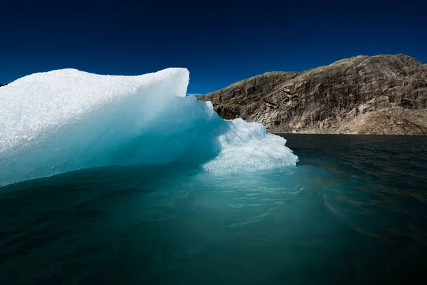 Chunk Glacier Ice Lit Rising Sun Folgefonna Glacier Mosevatnet Lake — Stock Photo, Image