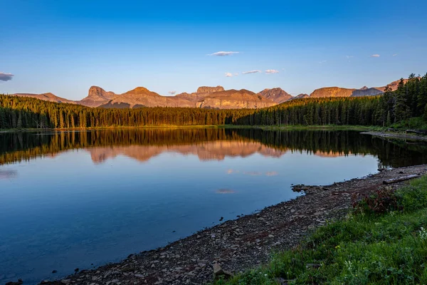 Озеро Маргарет Канадской Провинции Альберта — стоковое фото