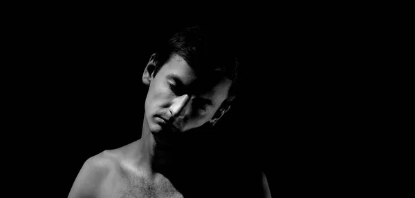 Expresivní Fotografie Černobílý Portrét Člověka Tvrdým Světlem — Stock fotografie