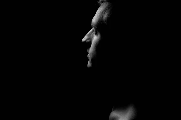 Dramatisches Schwarz Weiß Porträt Eines Mannes — Stockfoto