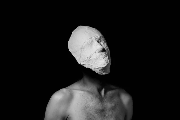 Photo Noir Blanc Homme Portant Masque Plâtre — Photo