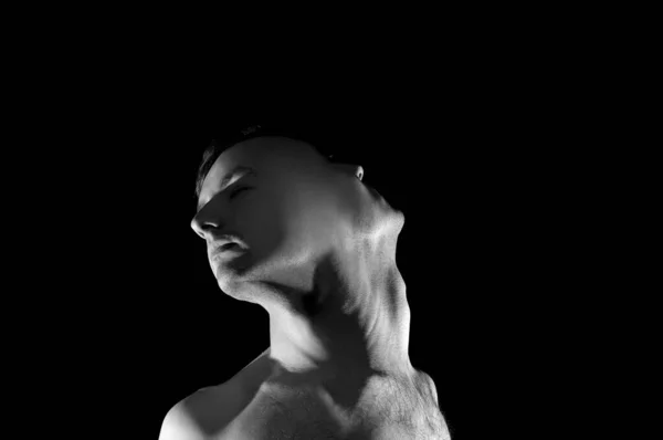 Schwarz Weiß Porträt Eines Zweiköpfigen Mannes — Stockfoto