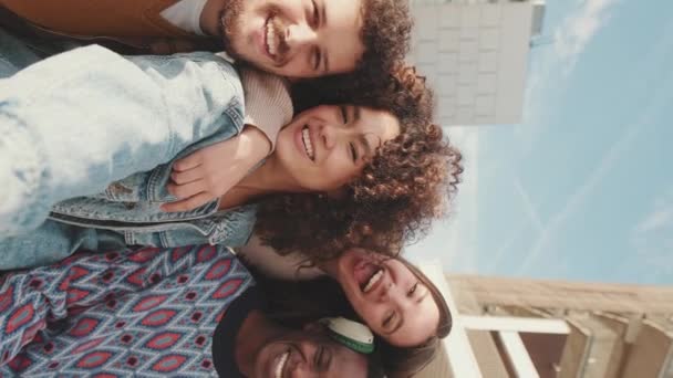 Happy Smiling Friends Taking Selfie Mobile Phone — Vídeos de Stock