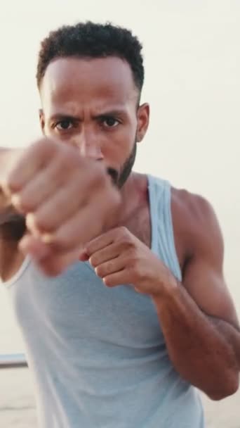 Vertical Video Close Young Bearded Male Fit Athlete Boxer Practicing — Stock videók