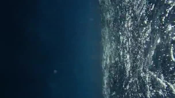 Подводный Вид Штормовые Волны Вечернее Время — стоковое видео