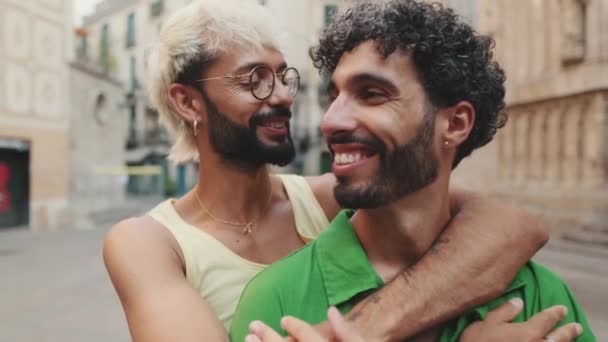 Close Homosexual Couple Stands Hugging Street Old City — Stock Video
