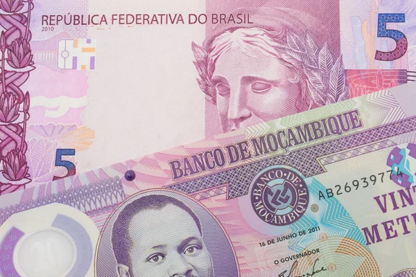 Makro Wizerunek Różowego Fioletowego Pięciu Prawdziwego Banknotu Brazylii Połączeniu Fioletowym — Zdjęcie stockowe