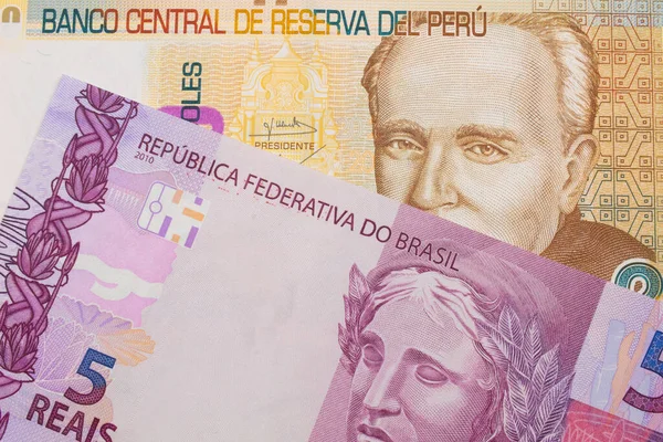 Макро Изображение Розовой Фиолетовой Банкнот Бразилии Паре Бежевым Чеком Двадцать — стоковое фото