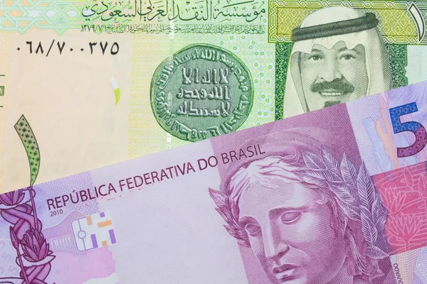 Brezilya Dan Gelen Pembe Mor Beş Banknotun Makro Görüntüsü Suudi — Stok fotoğraf
